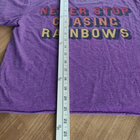 Aviator Nation Women’s T-Shirt Smiley Never Stop Chasing Rainbows Size Medium G - Picture 6 of 9